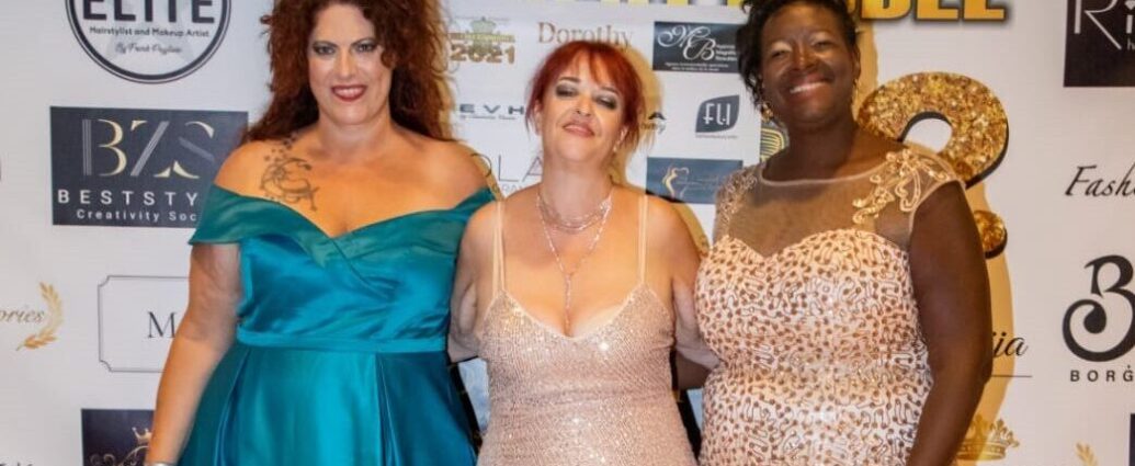 Top Curvy Universe – ritorno alle origini.